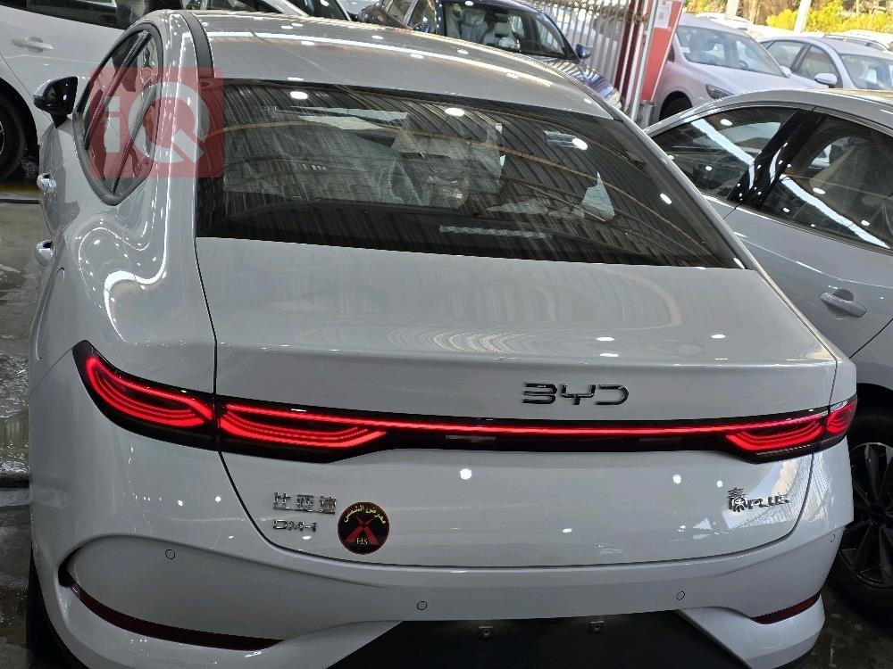 بي واي دي Qin Plus